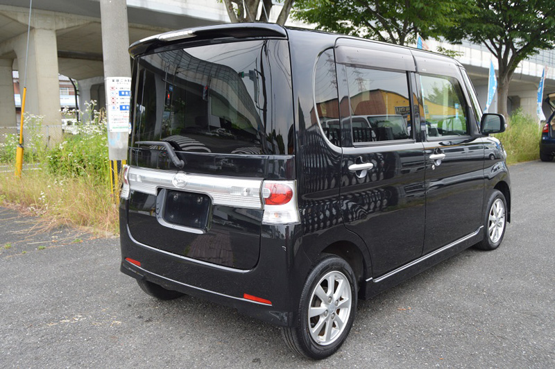 黒　車検なし<br>
キセノンライト・スマートキー・ETC